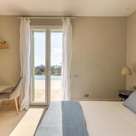 Essenza Villa *