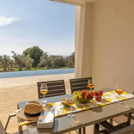 Essenza ヴィラ トッレ・ヴァード